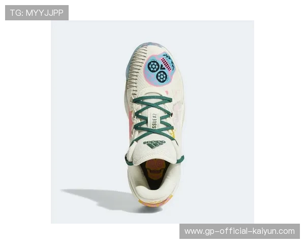 阿迪萨亚后撤步高扫踢险些终结